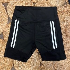 Active Biker Shorts